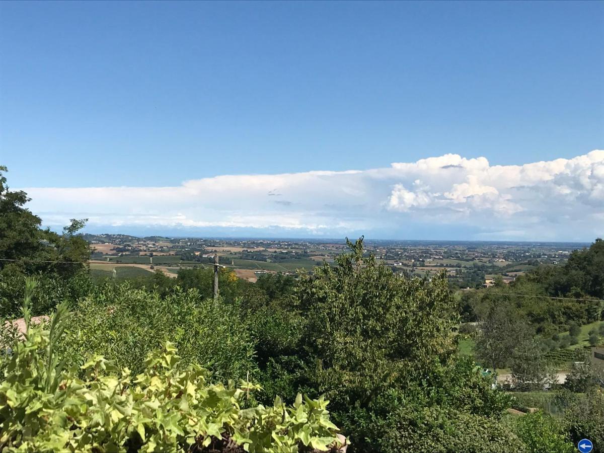 Locanda Il Cortile Vignale Buitenkant foto